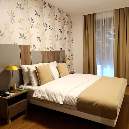 Apartman Rentals Lux Kg 1 Kragujevac Exterior photo